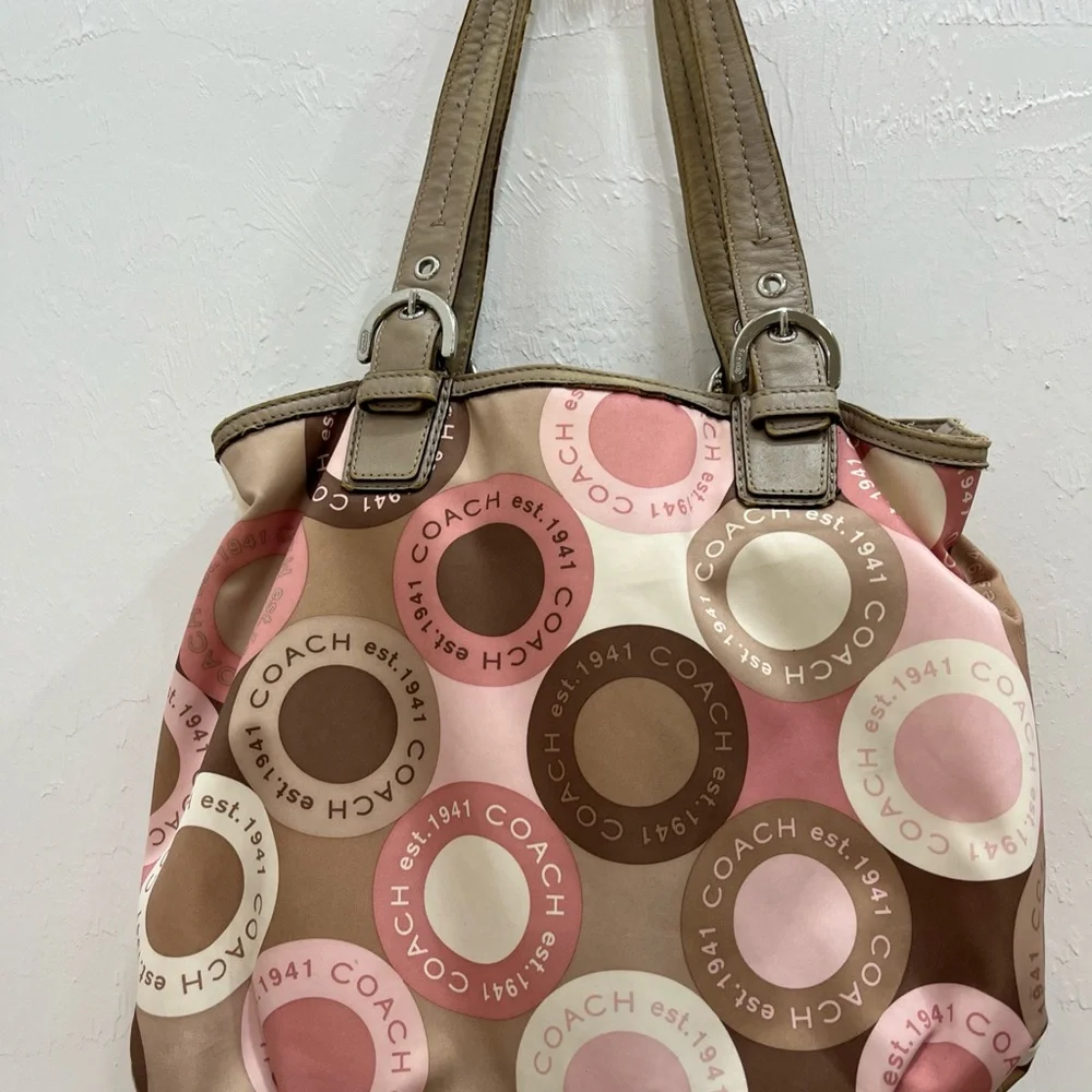 Coach Pink and Brown Circle Pattern Shoulder Bag - Picture 4 of 14